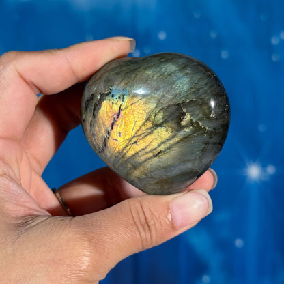 Labradorite Heart – 0.153 kg