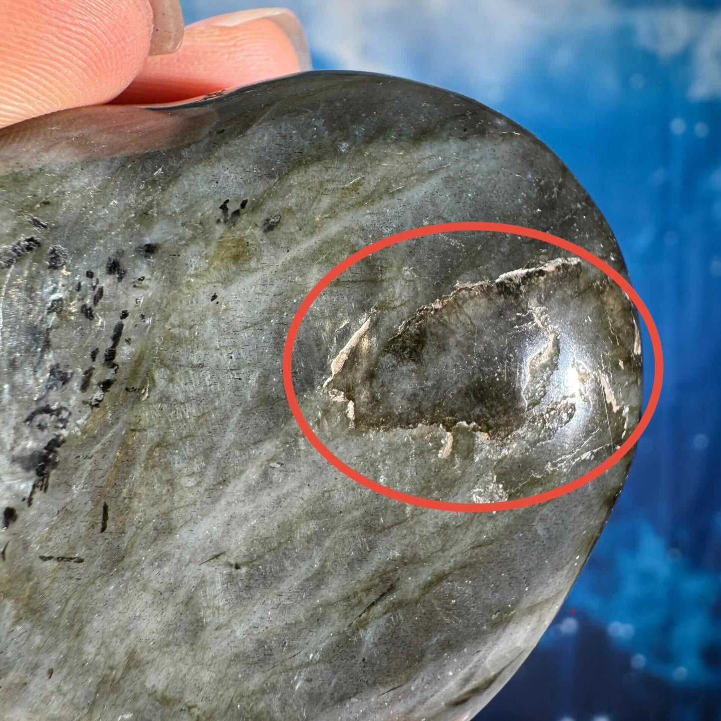 Labradorite Heart – 0.153 kg