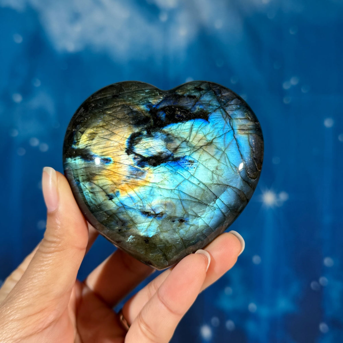 Labradorite Heart – Extremely Flashy • 0.360 kg