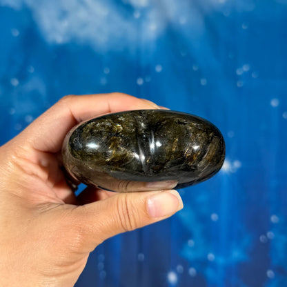 Labradorite Heart – Extremely Flashy • 0.360 kg