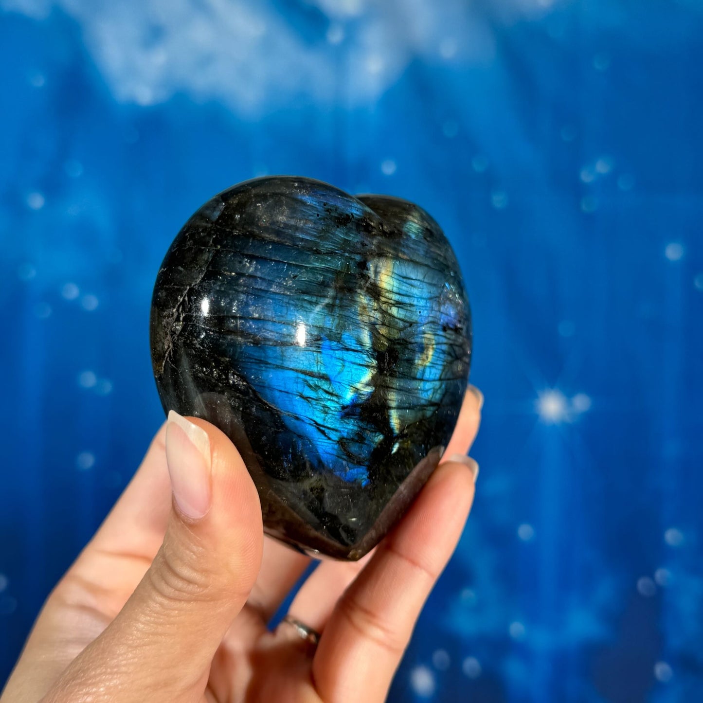 Labradorite Heart – Extremely Flashy • 0.360 kg