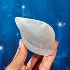 Satin Spar Bowl – Leaf-shaped • 0.221 kg