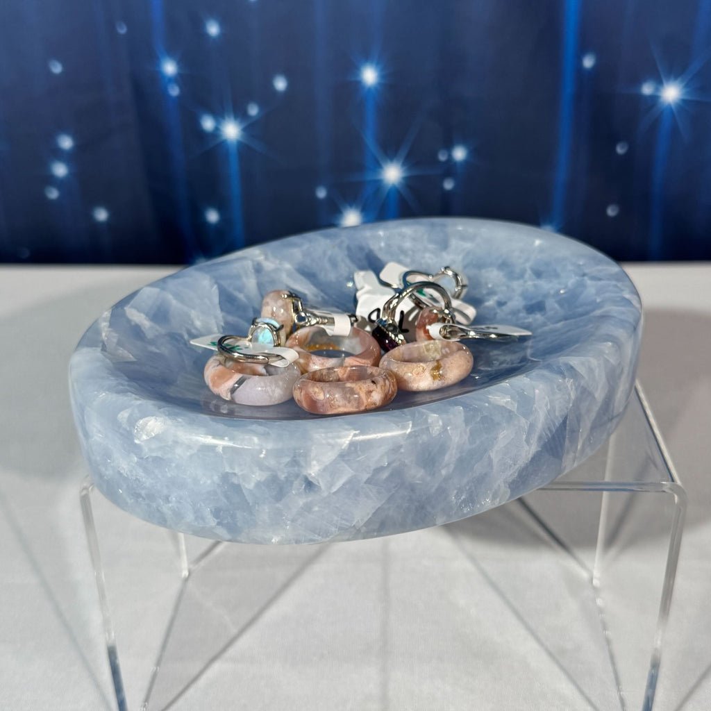 Blue Calcite Bowl – 0.513 kg