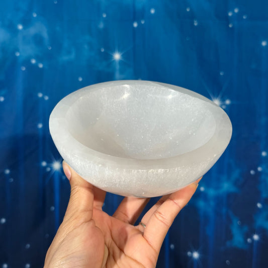 Satin Spar Bowl – 0.771 kg