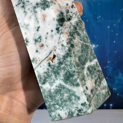 Tree Agate Tower – 1.018 kg