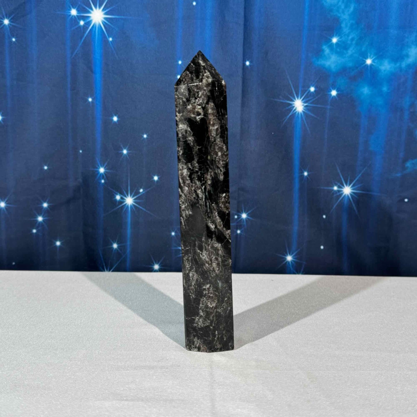 Arfvedsonite Tower – 0.763 kg