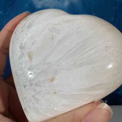 Scolecite Heart – 0.454 kg