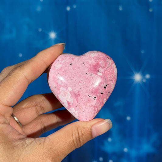 Rhodonite Heart – 0.167 kg