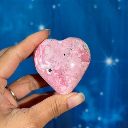 Rhodonite Heart – 0.167 kg