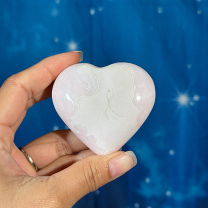 Pink Mangano Calcite Heart – 0.150 kg