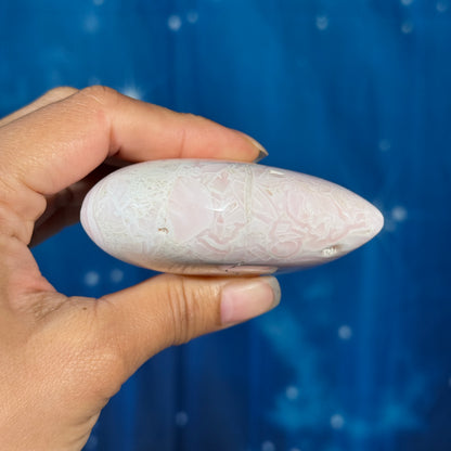 Pink Mangano Calcite Heart – 0.266 kg