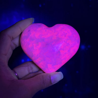 Pink Mangano Calcite Heart – 0.278 kg
