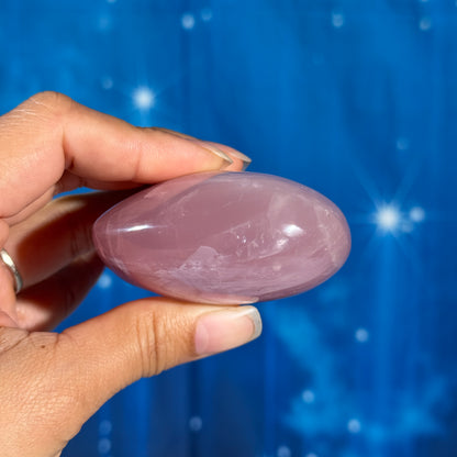 Rose Quartz Heart – 0.210 kg