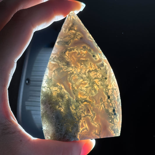 Moss Agate Free Form – 0.147 kg