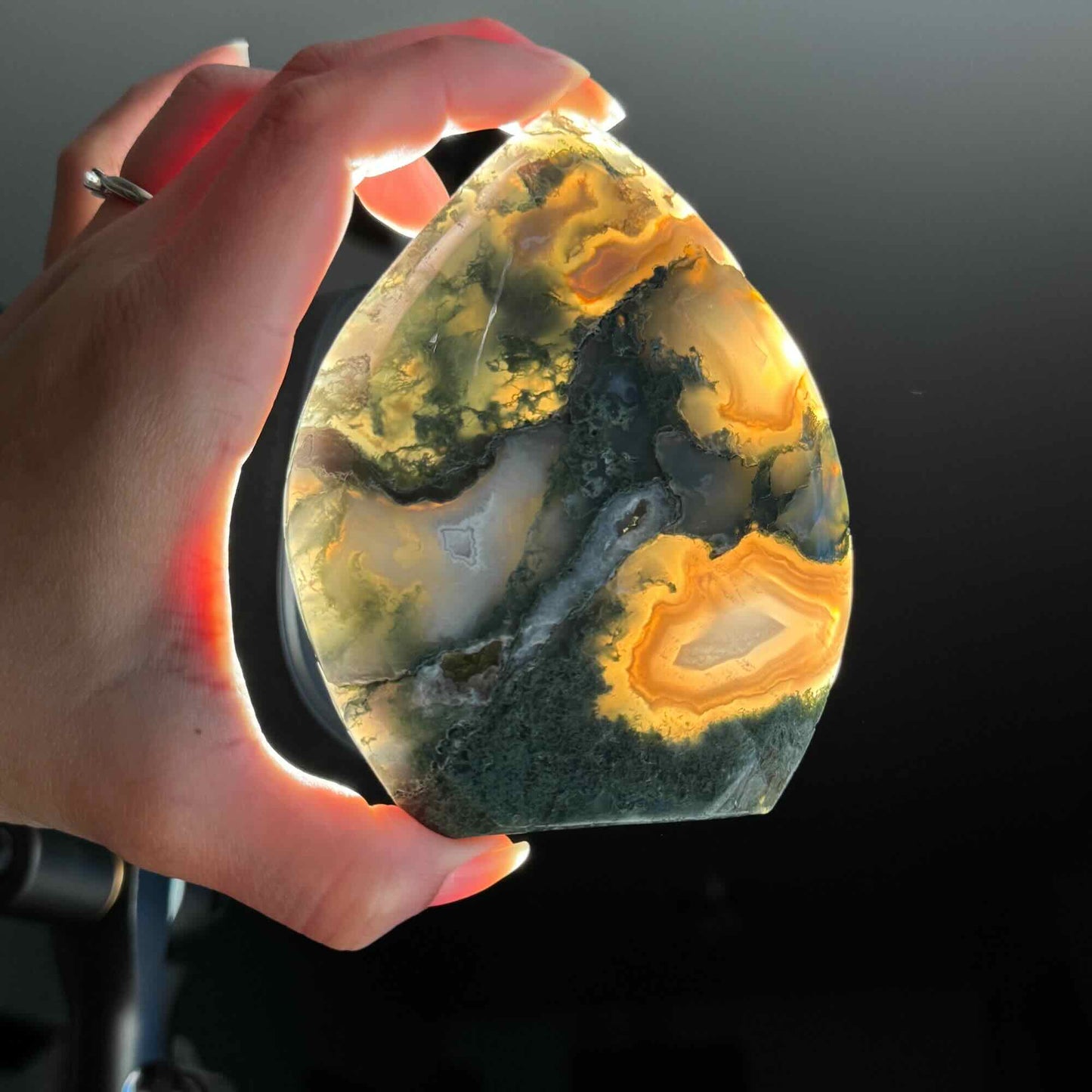 Moss Agate Free Form – 0.397 kg
