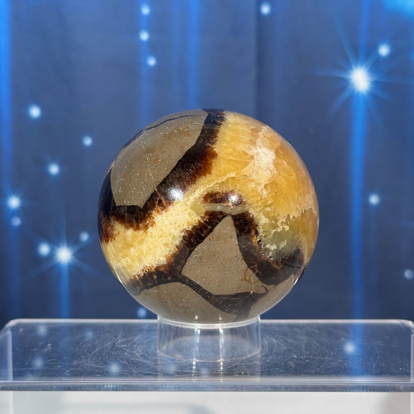 Septarian Sphere – UV-Reactive • 0.456 kg