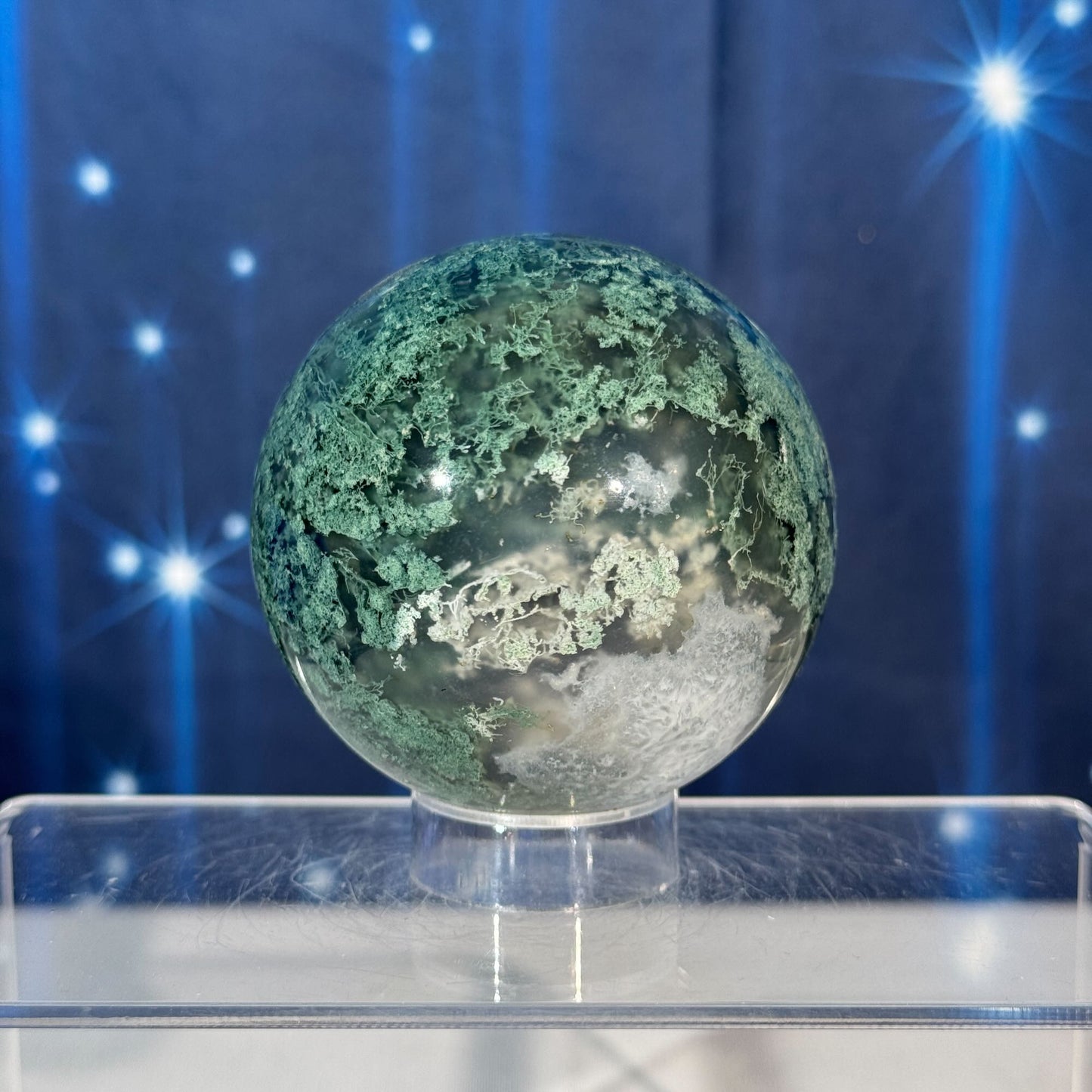 Moss Agate Sphere – 0.451 kg