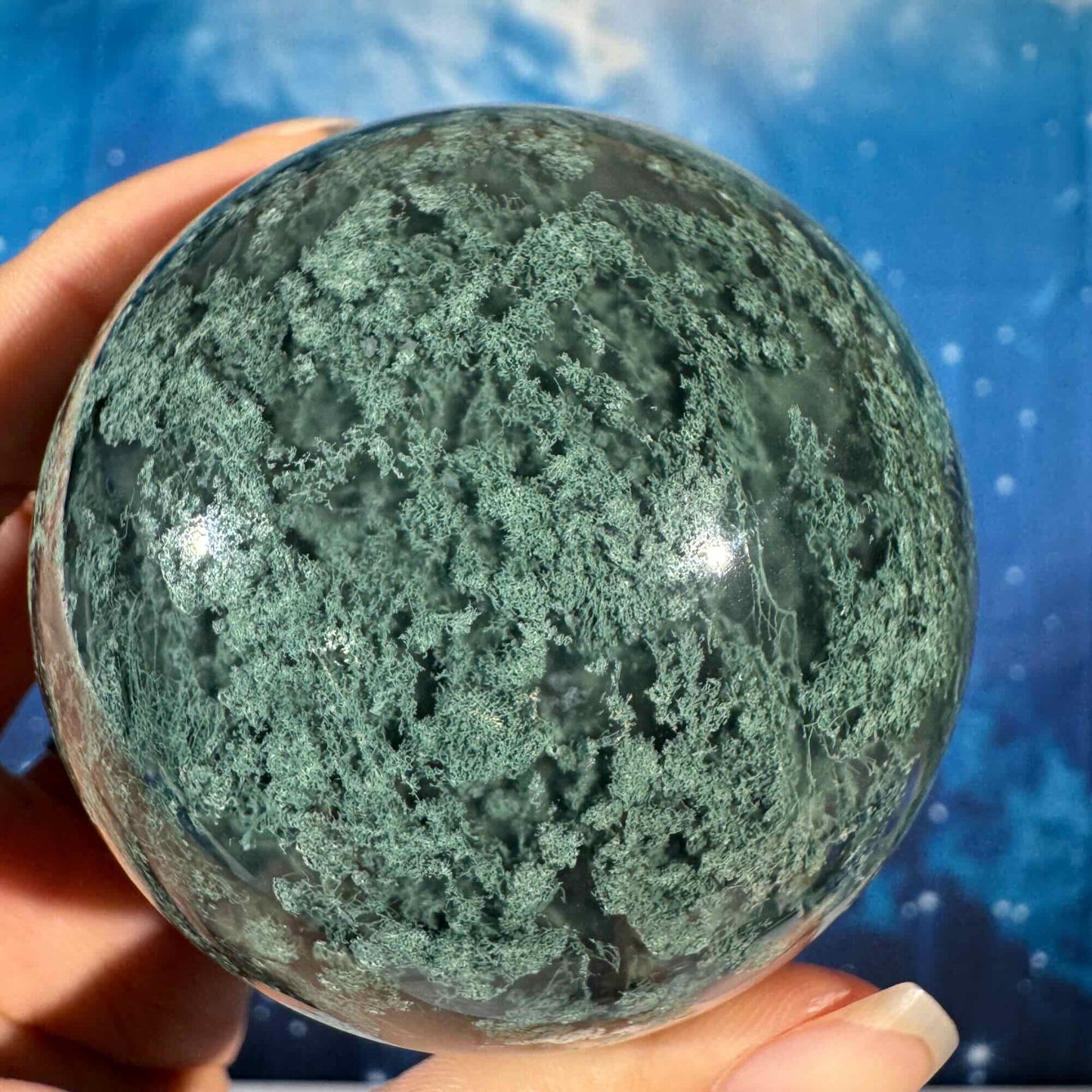 Moss Agate Sphere – 0.451 kg