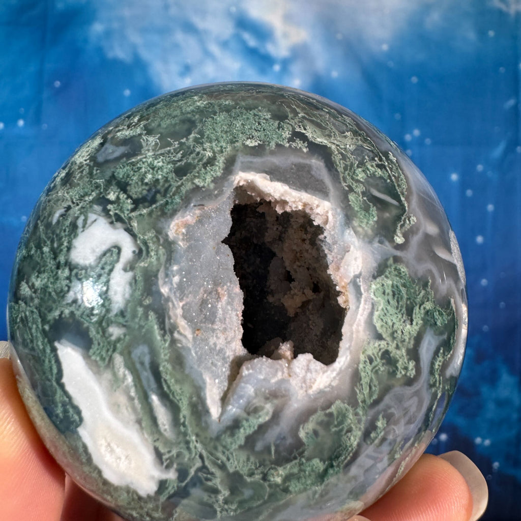 Moss Agate Sphere – 0.445 kg