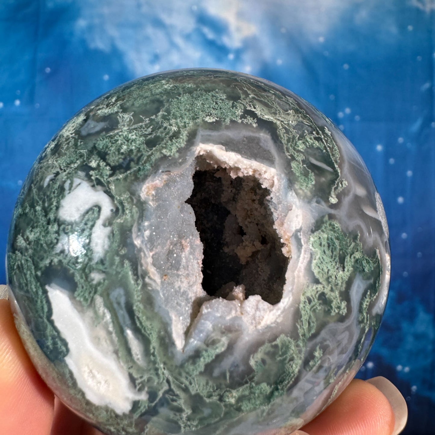 Moss Agate Sphere – 0.445 kg