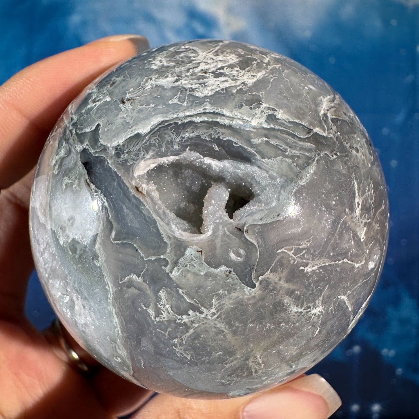 Moss Agate Sphere – 0.360 kg