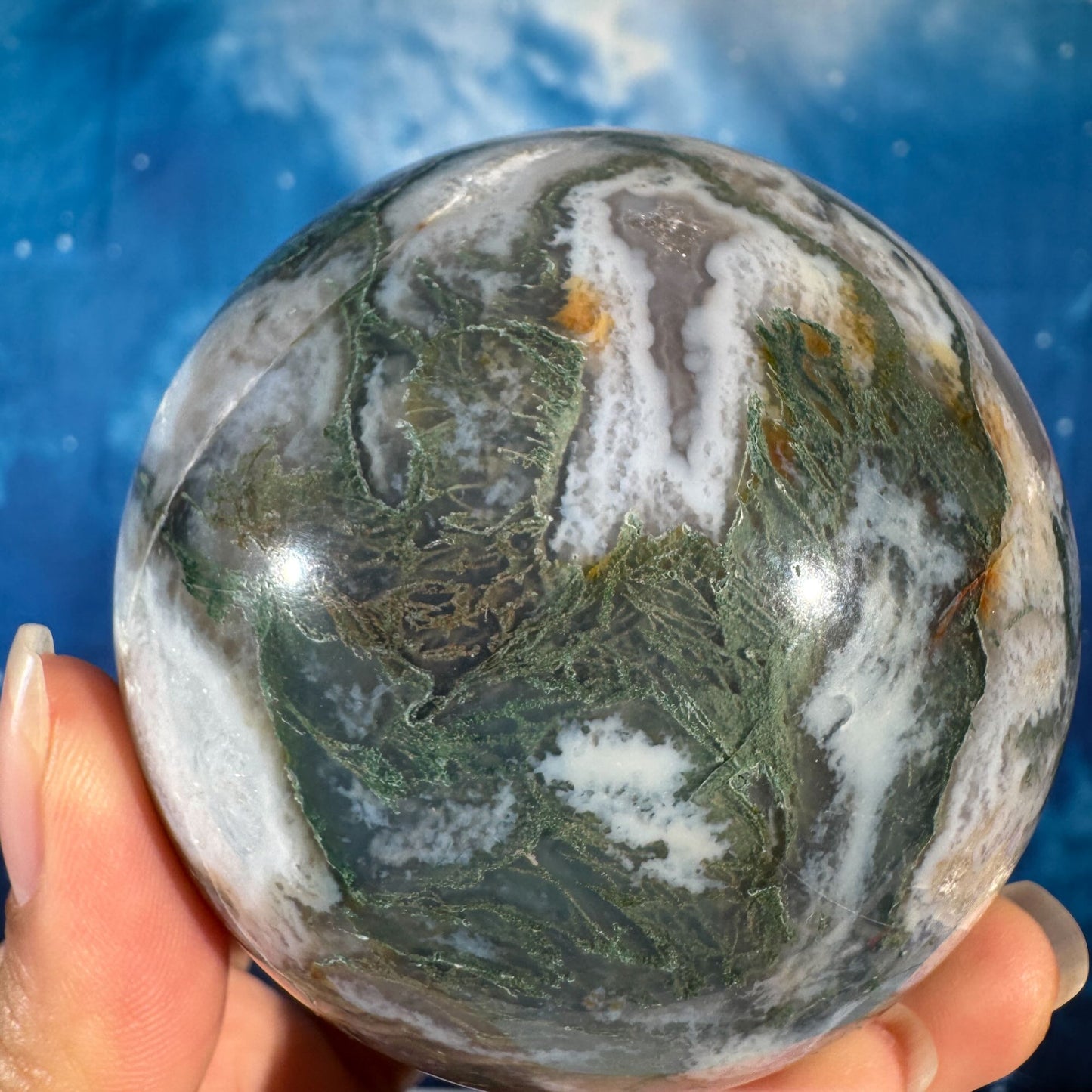 Moss Agate Sphere – 0.621 kg