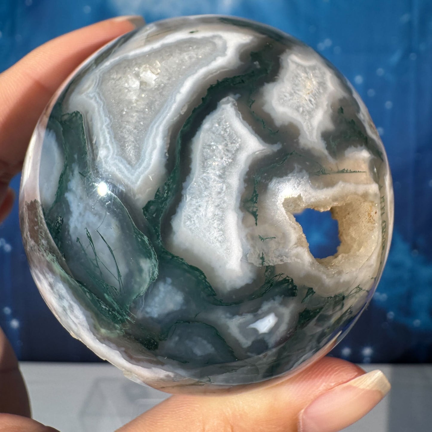 Moss Agate Sphere – 0.405 kg