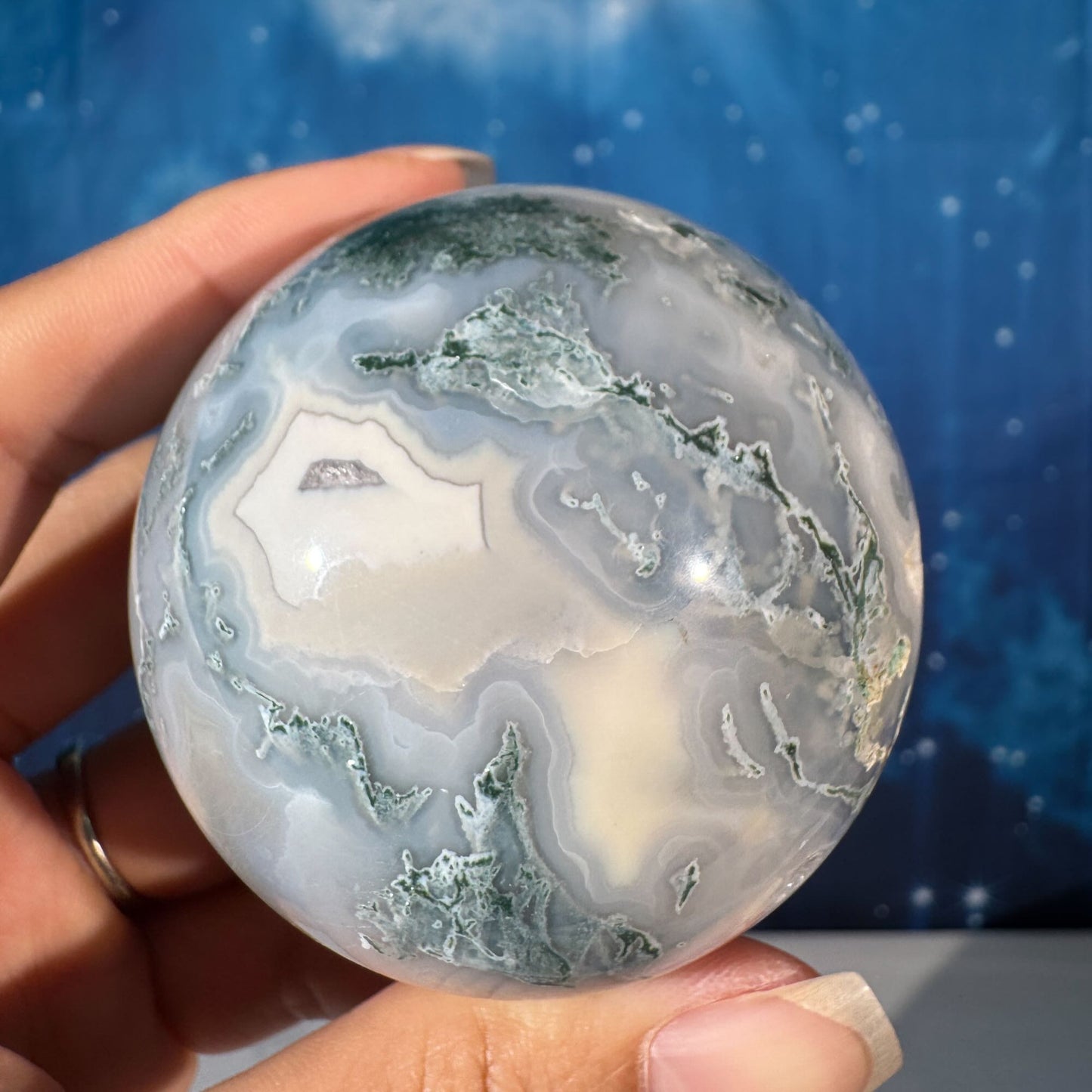 Moss Agate Sphere – 0.286 kg