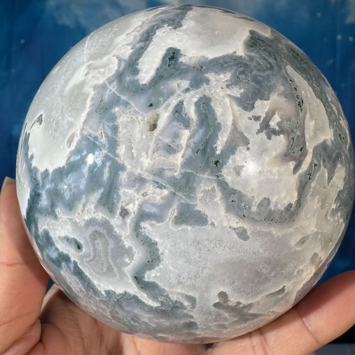 Moss Agate Sphere – 1.857 kg