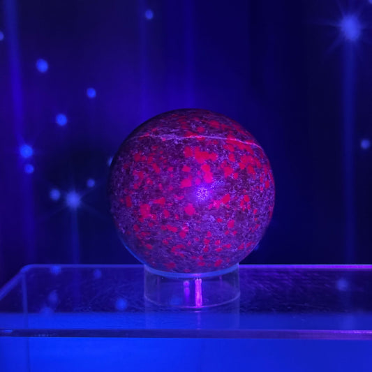 Ruby Kyanite Sphere – UV-Reactive • 0.357 kg