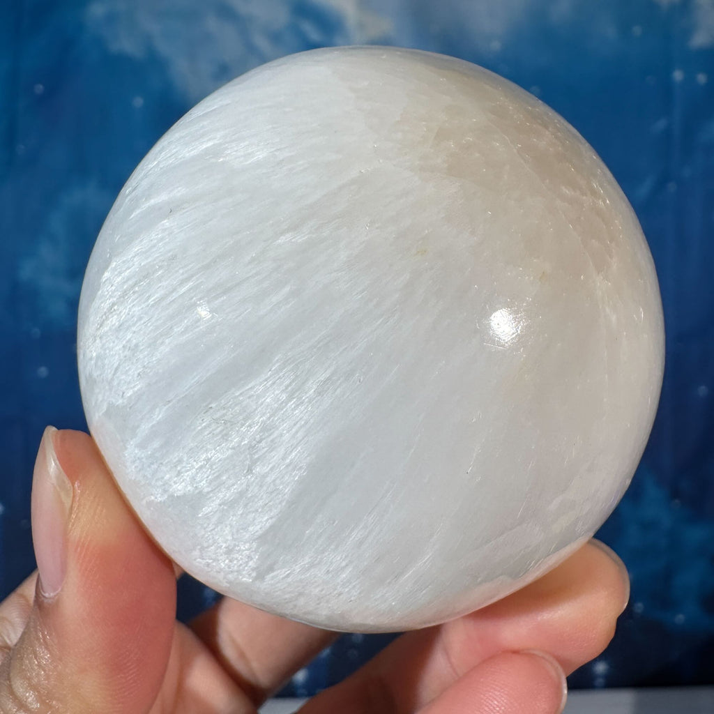 Scolceite Sphere – 0.403 kg