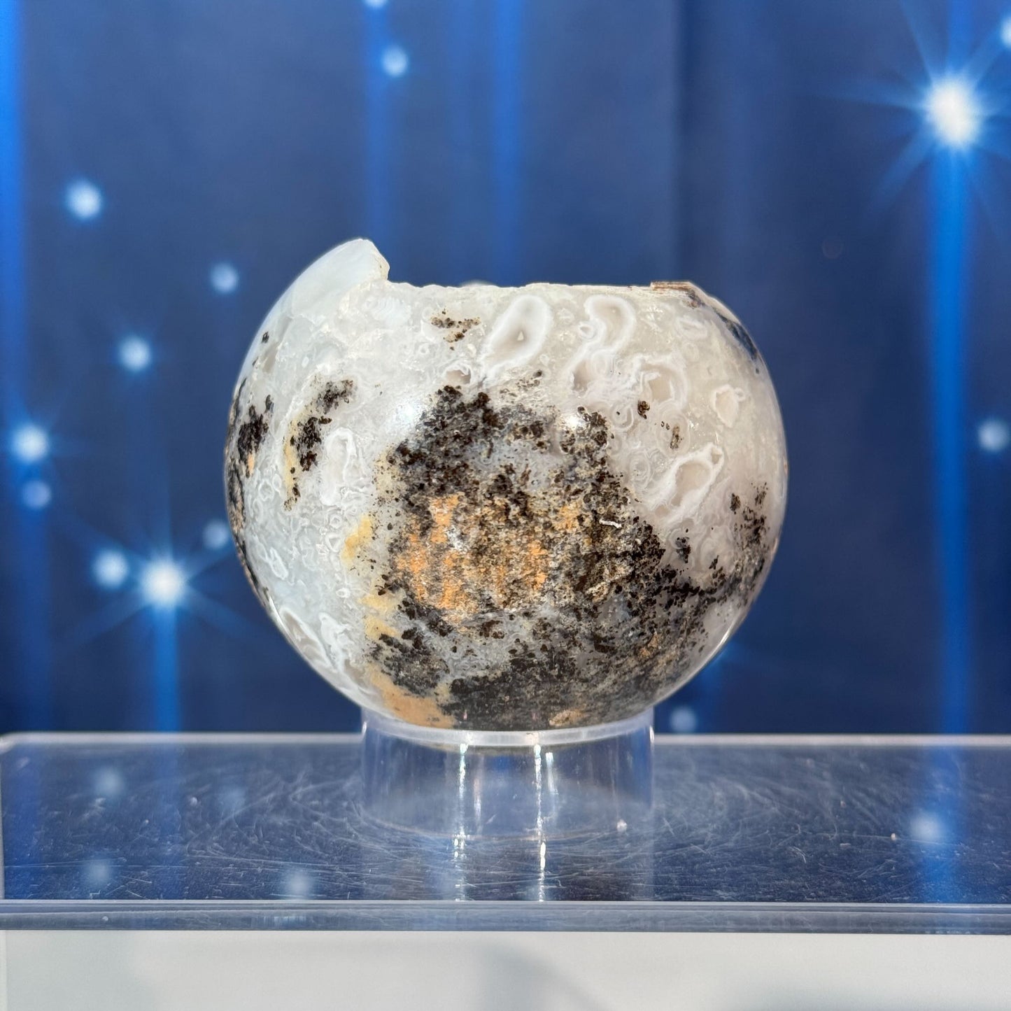Agate Sphere with Quartz Druze – 0.153 kg