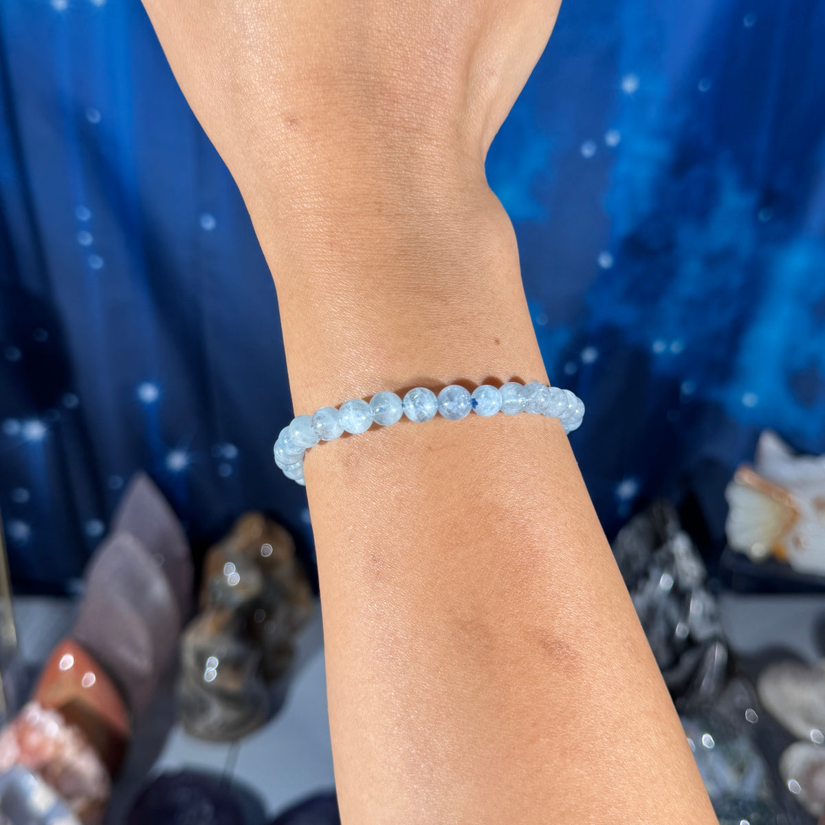 One (1) Aquamarine bracelet - 6mm beads, fits 7" wrist