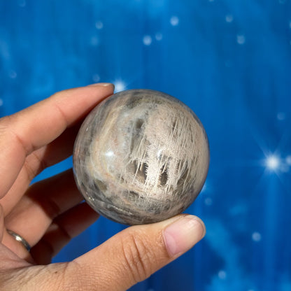 Black Moonstone Sphere – 0.207 kg