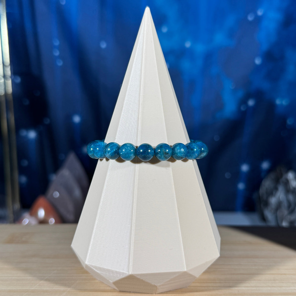One (1) Blue apatite bracelet - 8mm beads - fits 5.75" wrist