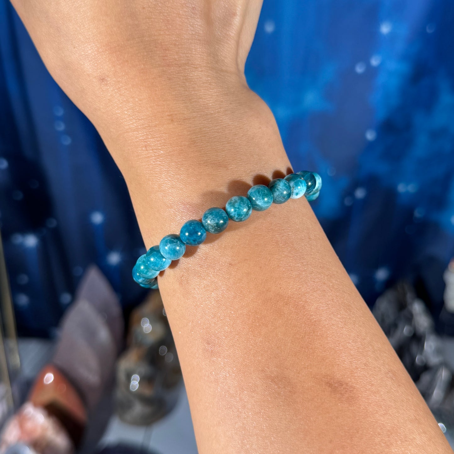 One (1) Blue apatite bracelet-stretchy - 7mm beads - fits 6.5" wrist