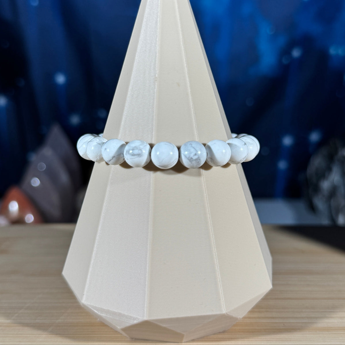 One (1) Howlite bracelet - 8mm beads - fits 6.25" wrist
