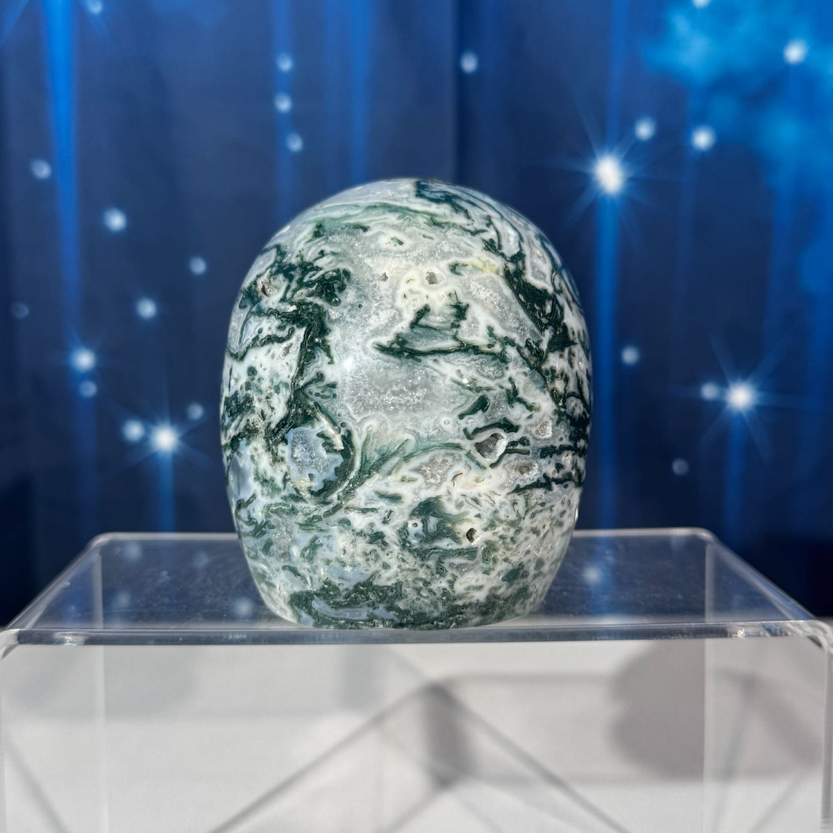 Moss Agate Skull – 0.785 kg