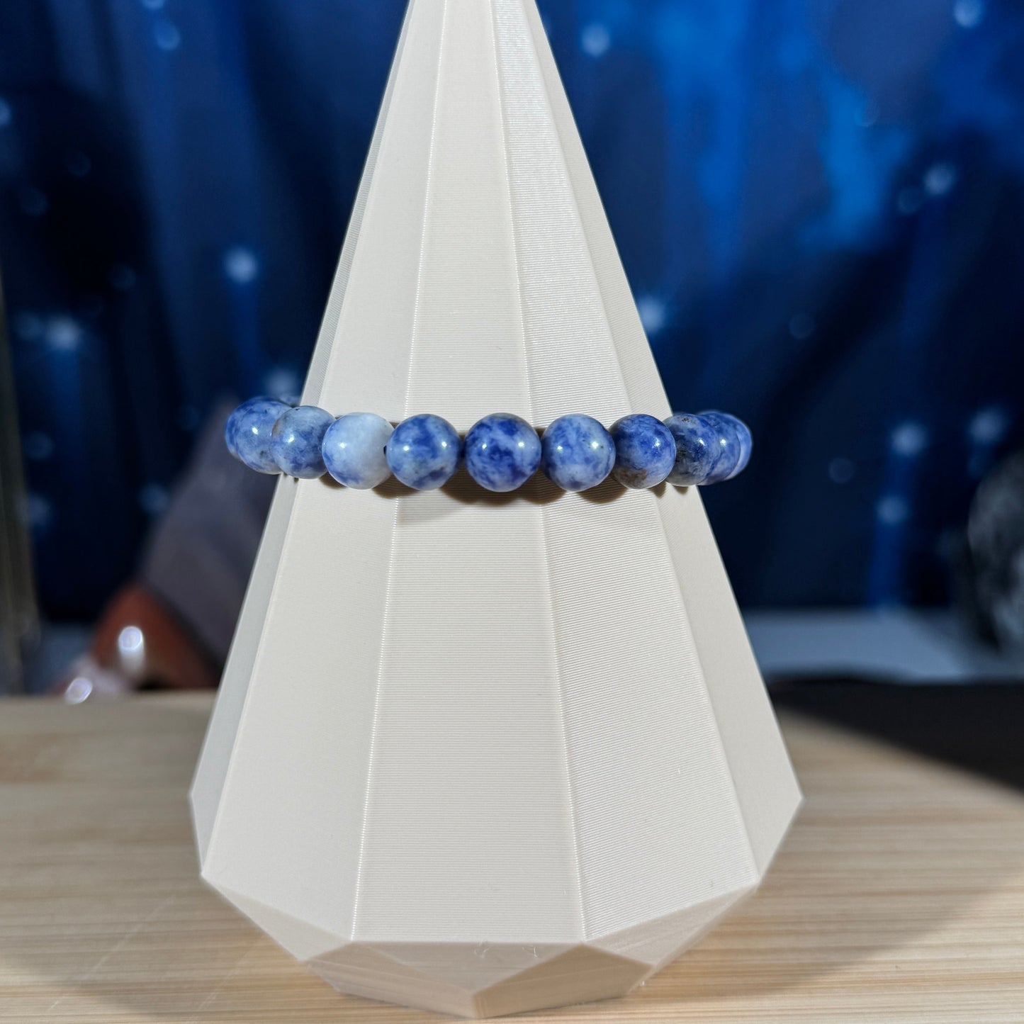 One (1) Sodalite bracelet - 8mm beads - fits 6" wrist - low-grade