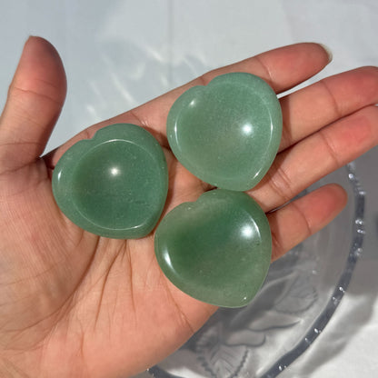 One (1) Green Aventurine Heart Worry Stone – 0.011 kg