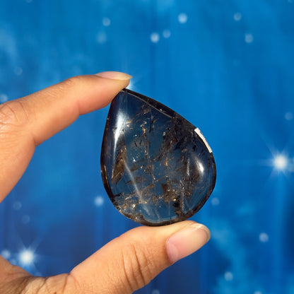 Smoky Quartz Teardrop Worry Stone – 0.036 kg
