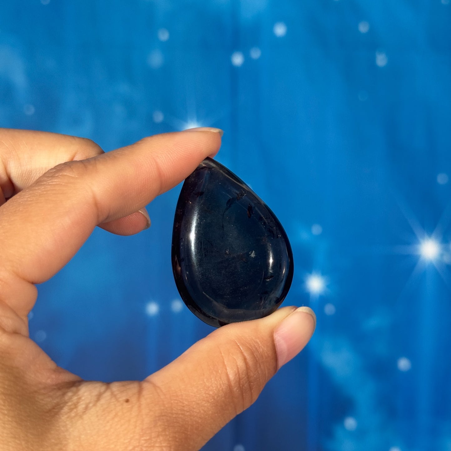 Smoky Quartz Teardrop Worry Stone – 0.025 kg