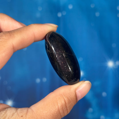 Blue Tiger's Eye Palm Stone – 0.037 kg