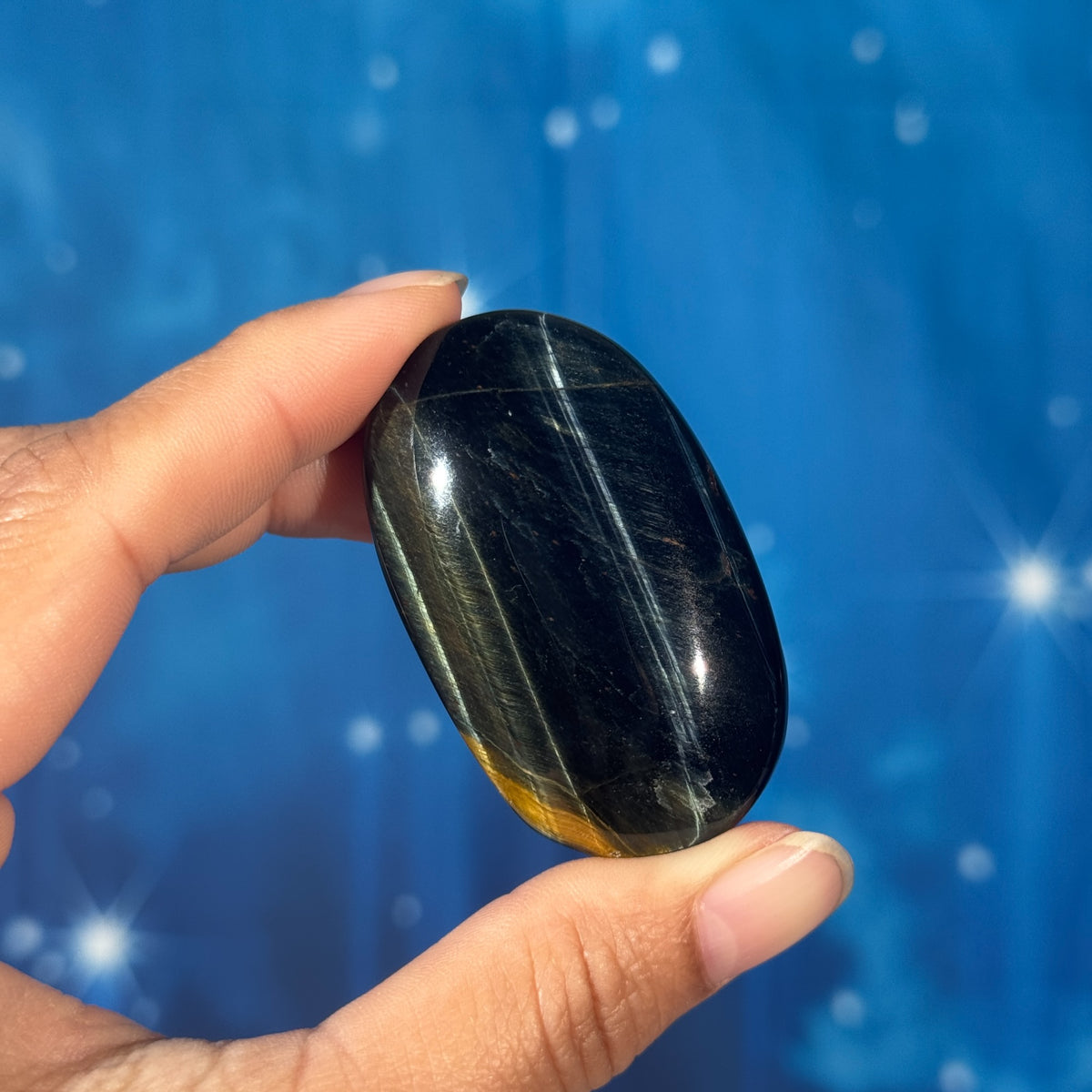 Blue Tiger's Eye Palmstone – 0.048 kg