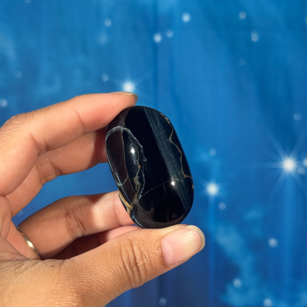 Blue Tiger's Eye Palmstone – 0.043 kg