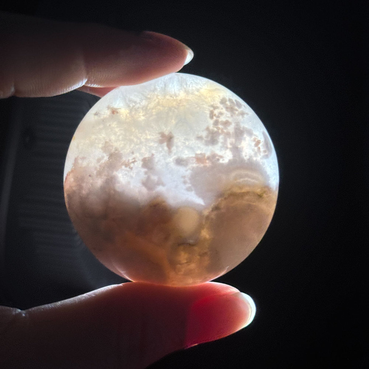 Flower Agate Round Palm Stone – 0.079 kg
