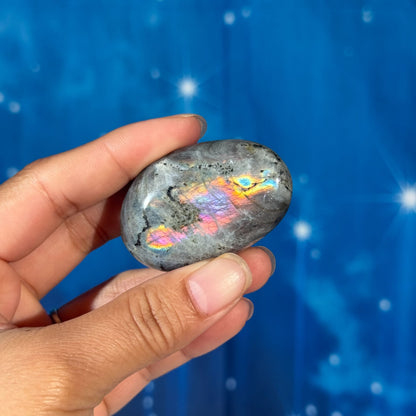 Labradorite Palm Stone – 0.045 kg