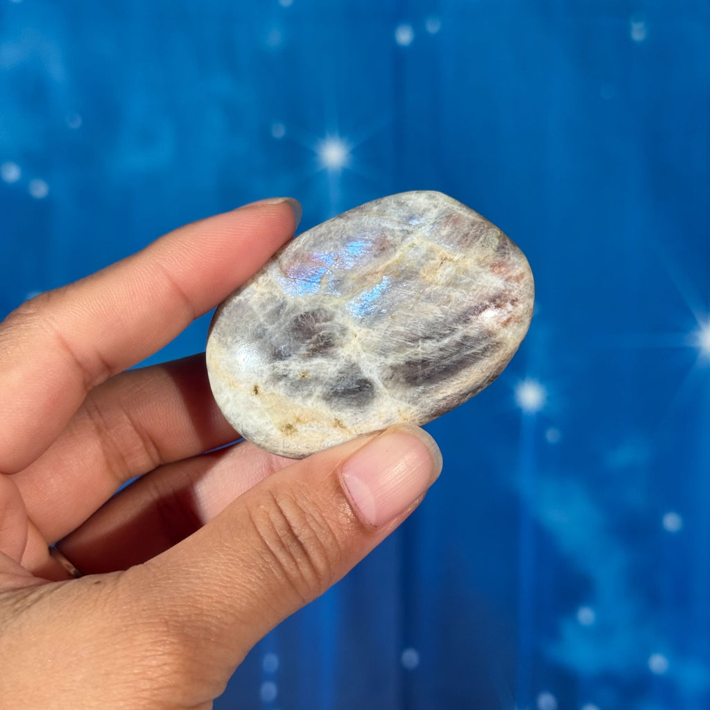 Russian Moonstone with Sunstone Palmstone – Belomorite • 0.060 kg