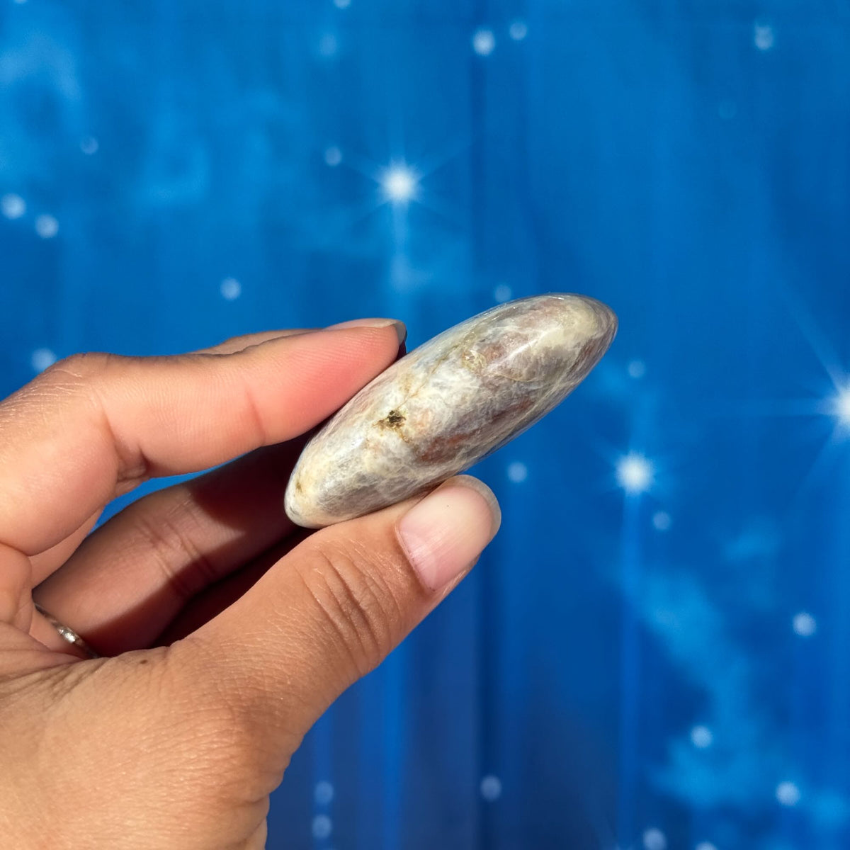 Russian Moonstone with Sunstone Palmstone – Belomorite • 0.060 kg