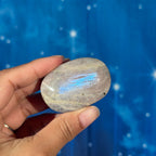 Russian Moonstone with Sunstone Palmstone – Belomorite • 0.068 kg